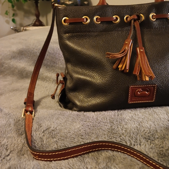 Dooney & Bourke Black With Brown Leather Bag - Picture 2 of 12